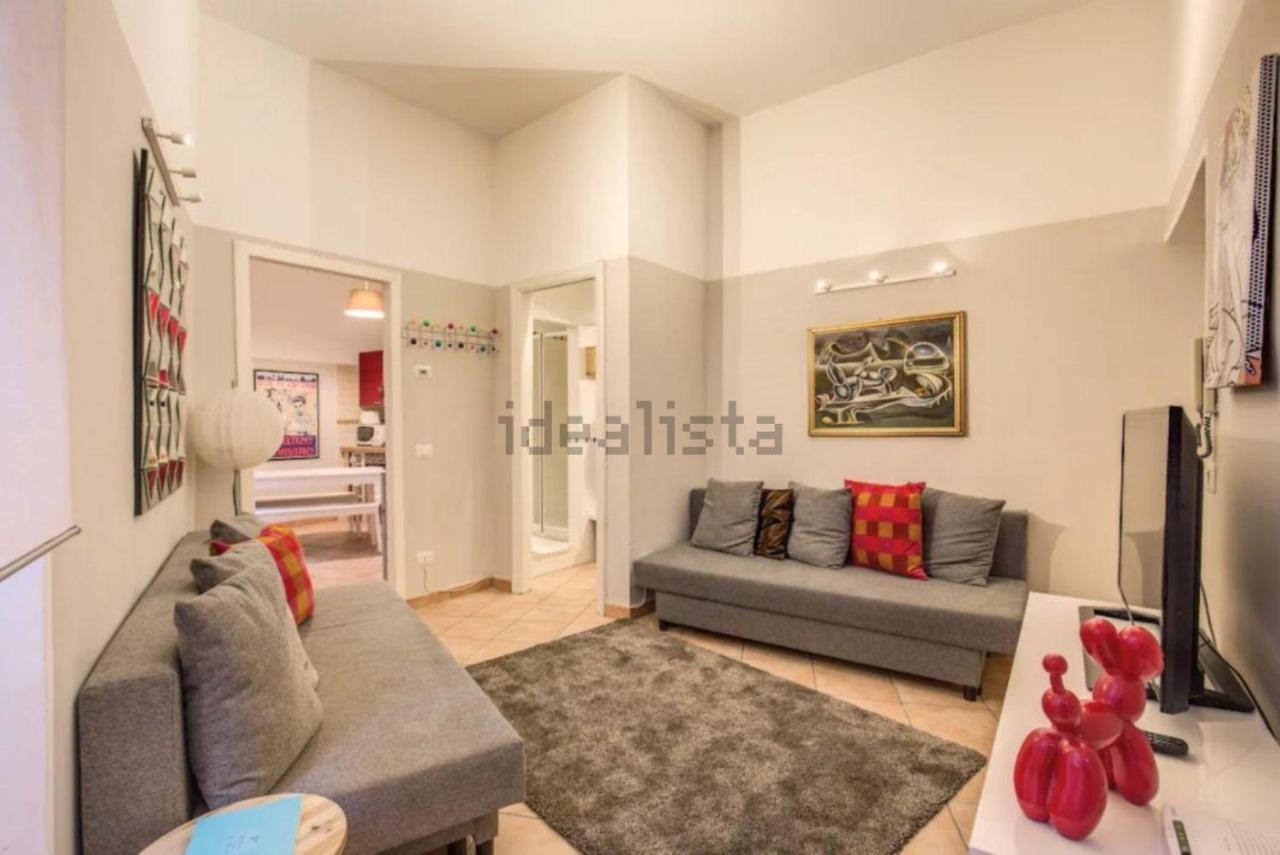 Апартаменти Easy Life Campo De' Fiori Рим Екстер'єр фото